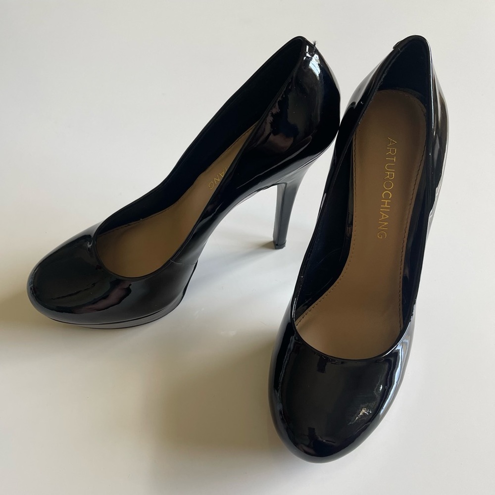 Arturo Chiang | Black Patent Leather Heels
